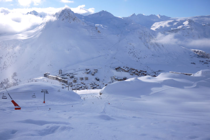 In the Tignes-Val d'Isère ski area, there are pistes as far as the eye can see.