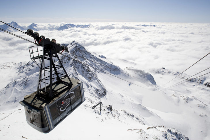 Above the clouds in Alpe d'Huez, the fun on the pistes is virtually endless.