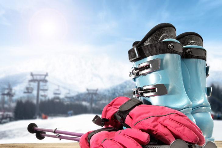 The advantage of buying ski gloves directly from a specialist retailer is that you can try them on before you buy them.