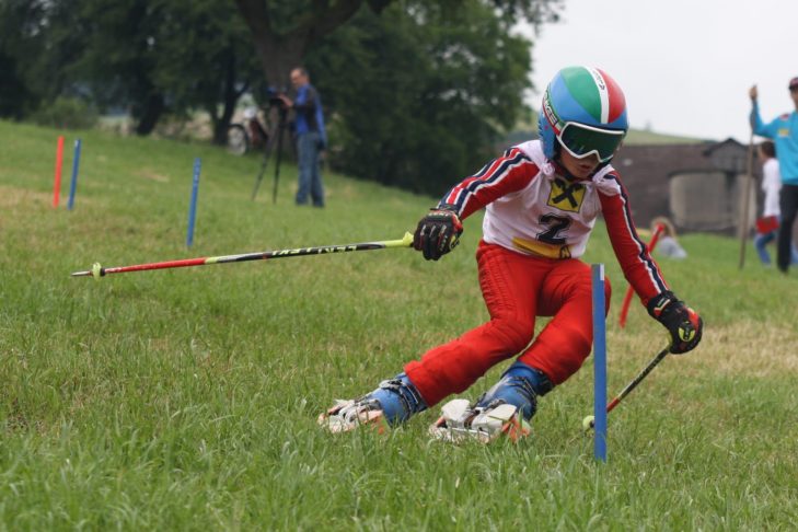 When skiing, the rule is: practice early to become a master - even on grass.