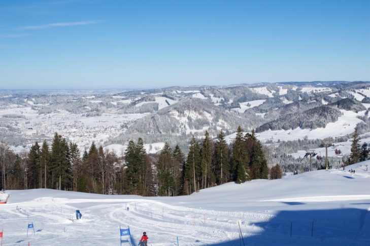 The downhill runs in Oberstaufen are particularly popular with families and beginners.