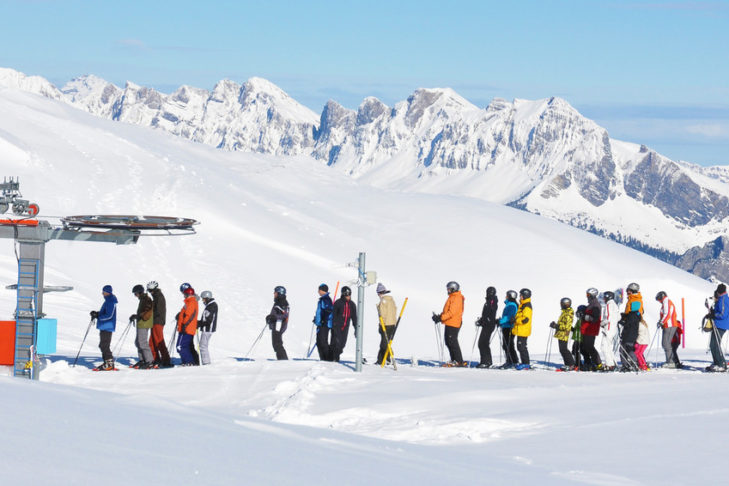 Especially in the high season, there may be waiting times at the lift.