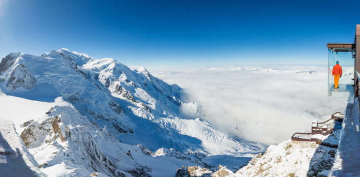 Those who dare to enter the glass box of the spectacular viewing platform must not be afraid of heights.