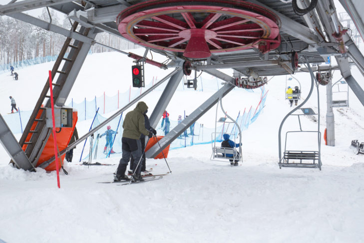 Beginners quickly learn how to get on the chairlift.