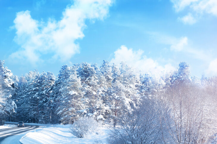 As with a combustion engine, winter road conditions can also be challenging at times when driving an electric car.