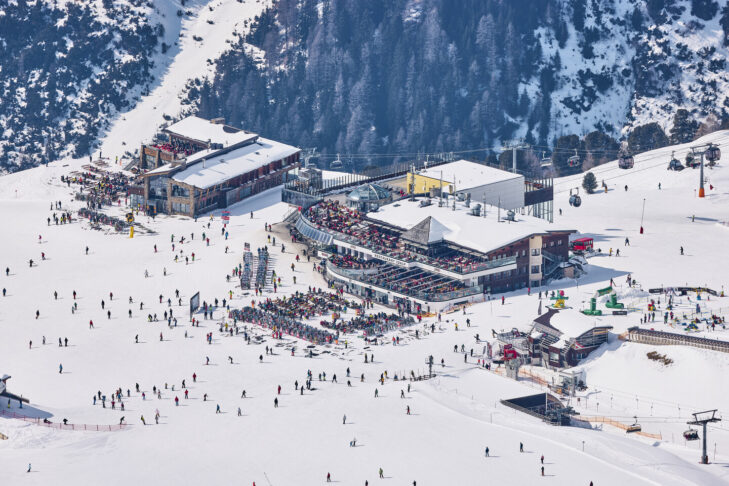 The Top of the Mountain concerts take place in Ischgl on the popular Idalp, among other locations.