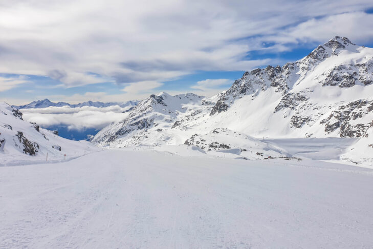 The Mölltal Glacier offers perfect slope conditions even before the actual start of the season in other Alpine ski resorts.