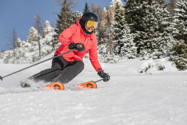 The Dolomiti Superski region, with 1,200 kilometres of slopes, is the largest in the world. It includes the Val Gardena/Alpe di Siusi ski resort, which is the most popular in the Alps for winter sports enthusiasts both on and off the slopes.