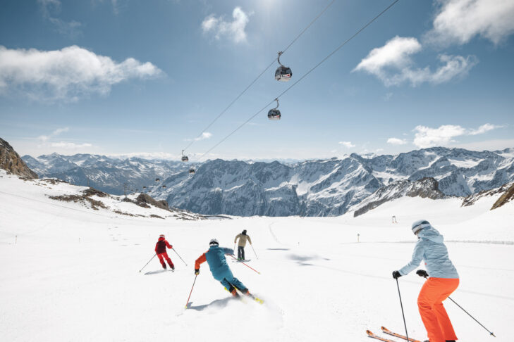 Pure skiing fun – that's the motto for the season opening in the Sölden ski resort.