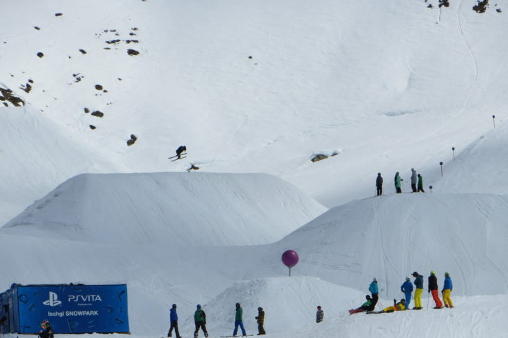 Freestyle plezier in het snowpark in Ischgl.