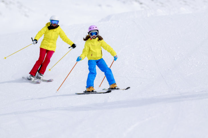 In veel Zwitserse skigebieden skiën kinderen onder de 6 jaar gratis.