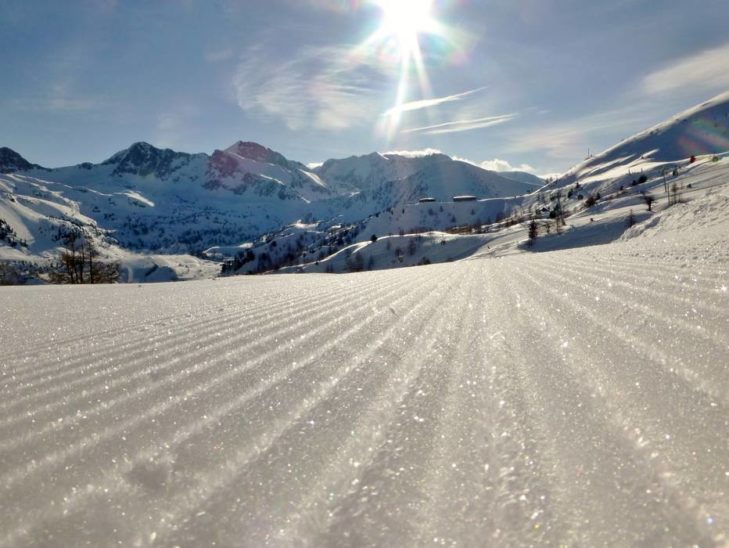 In den Seealpen gibt es Schnee und Sonne satt.