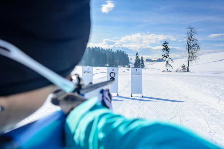 Beim Schießen müssen sich die Biathleten besonders konzentrieren.  