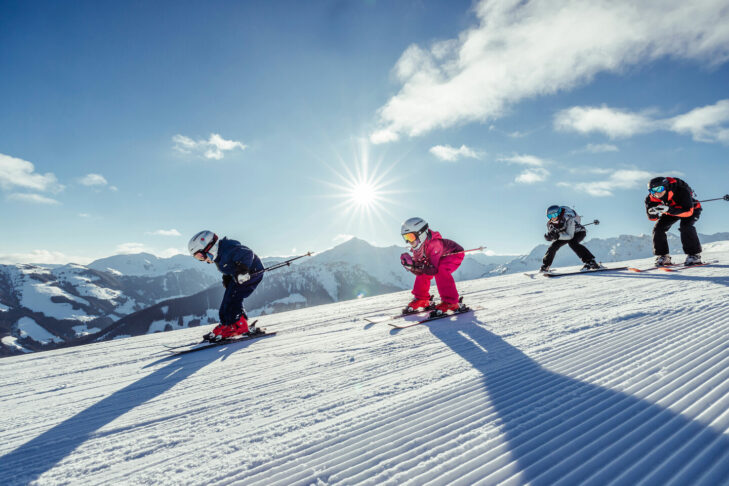 Die Skischaukel Skijuwel Alpbachtal-Wildschönau ist mit ihren 97 Pistenkilometern gerade bei Familien mit Kindern sehr beliebt.