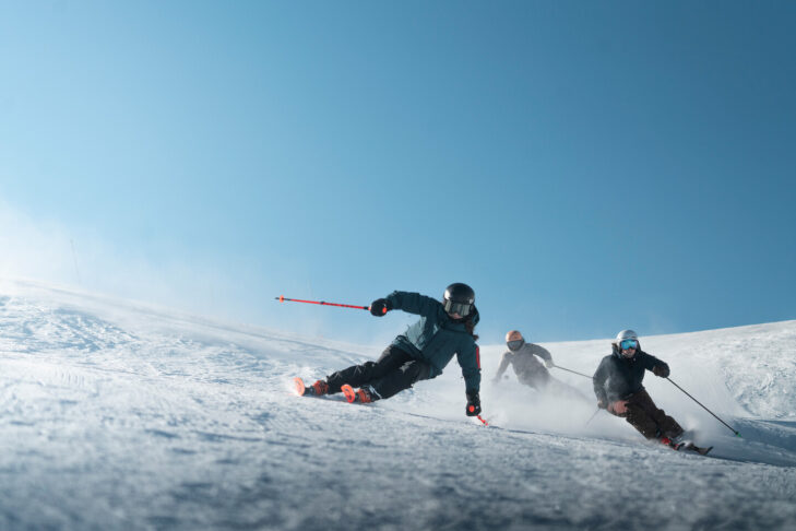 Im Skicircus Saalbach-Hinterglemm Leogang Fieberbrunn verbinden sich auf 270 Pistenkilometern viele Abfahrtsträume von Skifahrern und Snowboardern.