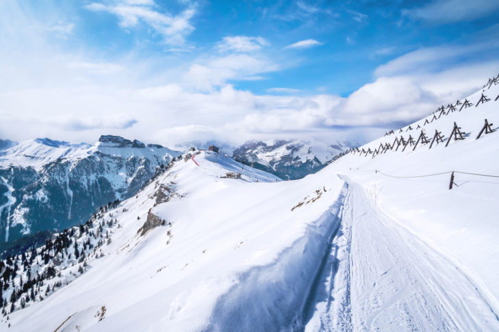 Ziehwege gibt es in den meisten Skigebieten. Dort sind sie aber oft sehr schmal angelegt.