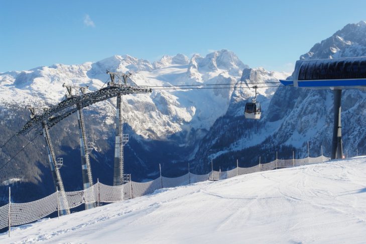 Das Skigebiet Dachstein West, in welchem die Aussichtsplattform 5fingers zu finden ist, brilliert mit 131 Pistenkilometern. 