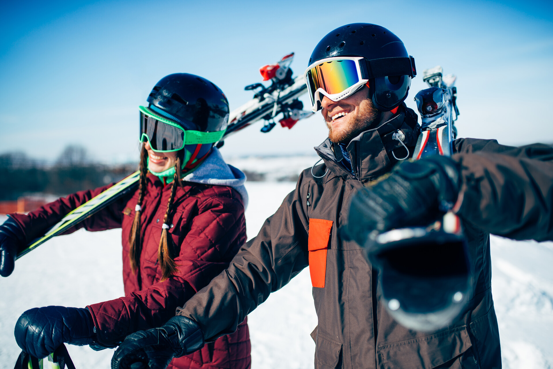 Gesundheitsregeln beim Skifahren: So ist man topfit auf den Pisten unterwegs!