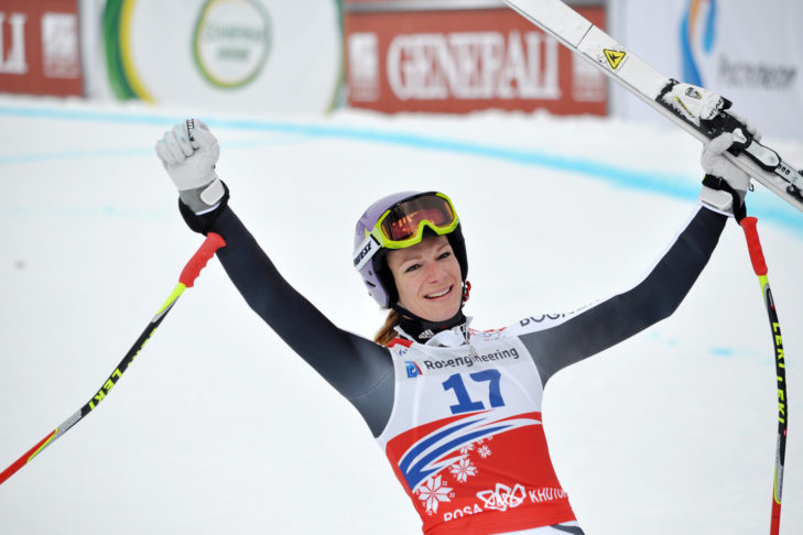 Maria Höfl-Riesch ist neben Katja Seizinger die einzige deutsche Skirennläuferin, die mindestens einmal den alpinen Gesamtweltcup gewinnen konnte.