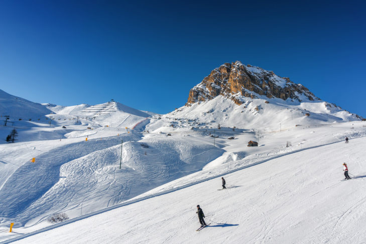 Den malerischen Hintergrund für die Abfahrten im Val di Fassa bilden einige der schönsten Gipfel der Dolomiten.