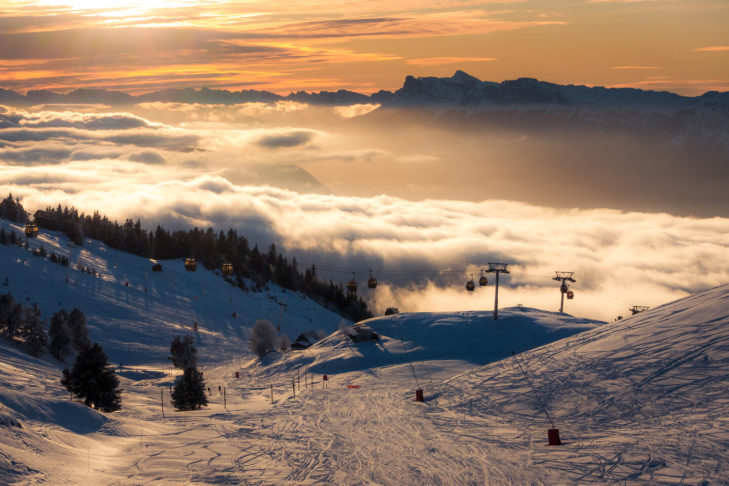 Im Skigebiet Chamrousse fühlen sich über Silvester und Neujahr gerade Anfänger und Kinder auf den leichten Pisten sehr wohl.