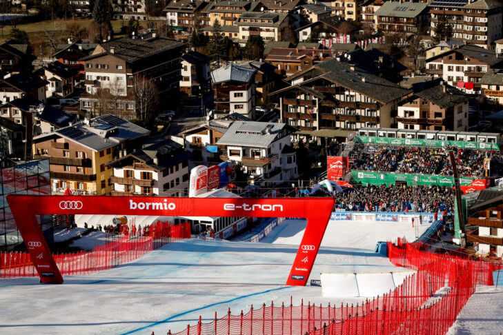 Auf der "Pista Stelvio" in Bormio werden nicht nur seit Jahrzehnten Weltcup-Abfahrten ausgetragen, sondern bei den Olympischen Winterspielen 2026 auch Rennen der Herren.