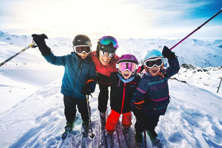 Das Skigebiet Les Menuires ist wie die anderen Skigebiete in Les 3 Vallées sehr familienfreundlich und begeistert Eltern und ihre Kinder.