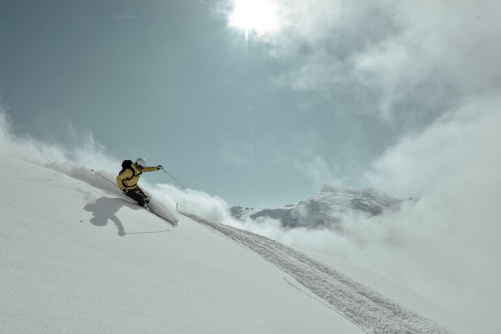 Freeride-Profis können auf den Tiefschneehängen im Skigebiet Engelberg-Titlis bis zu 10.000 Höhenmeter am Tag abfahren.