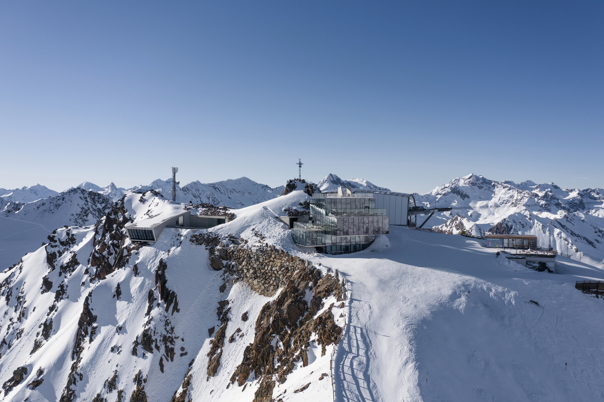 Skifahren mit James Bond: 007-Schauplätze in den Alpen