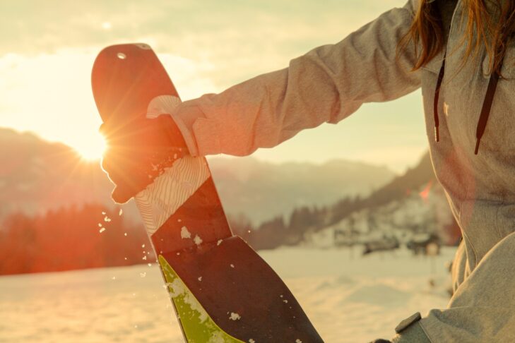 Skitourenfelle sorgen bei Aufstieg im Tiefschnee abseits der Pisten für den nötigen Grip und sind daher ein unerlässlicher Teil der Ausrüstung.