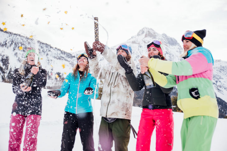 Fani narciarstwa nie chcą rezygnować podczas urlopu z après-ski.