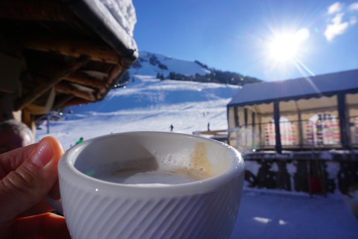 De nombreux refuges de ski invitent à faire une pause dans le domaine skiable de Wilder Kaiser-Brixental.