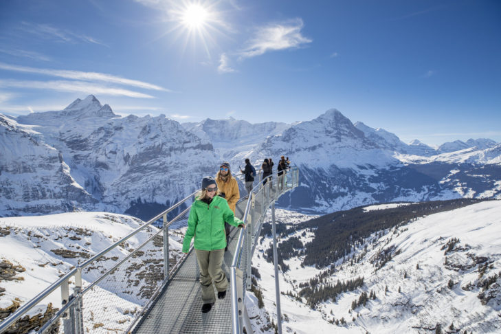 Le Cliff Walk ne fait pas seulement le tour de la montagne, il a également une petite saillie.