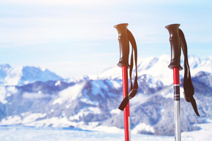 Les bâtons de ski font partie des outils les plus importants pour tout skieur