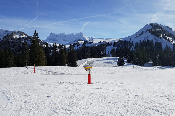 Le stazioni sciistiche delle Alpi francesi, in particolare, sono ideali per lo sci rilassato grazie alle loro dimensioni.