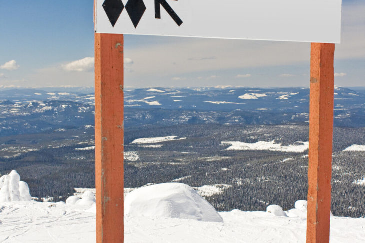 Le piste nere sono riservate agli sciatori esperti.