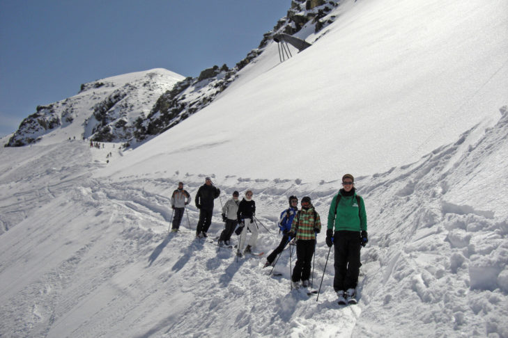 In tutti gli otto villaggi del comprensorio sciistico si trovano bellissimi itinerari per le escursioni invernali.
