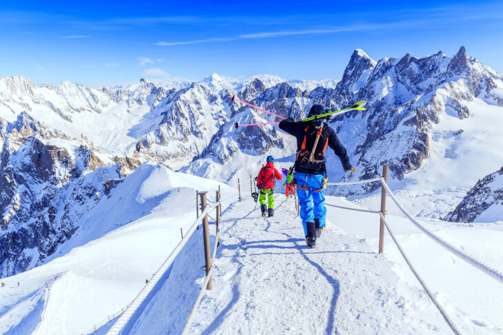 Un sogno per i freerider: dall’Aiguille du Midi, la discesa non battuta della Vallée Blanche, lunga 20 km, conduce a Chamonix.