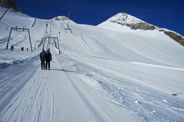 Útulný výtah pro dva: Příďový nebo kotevní výtah to umožňuje