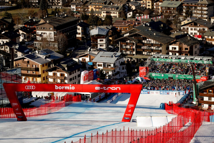 Na sjezdovce „Pista Stelvio“ v Bormiu se již desítky let konají nejen závody Světového poháru, ale v rámci zimních olympijských her v roce 2026 se zde budou konat také závody mužů.