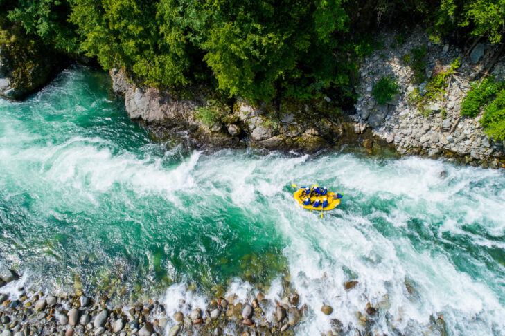 Der Sesia im Piemont gilt als einer der beliebtesten Flüsse für Rafting in Italien.