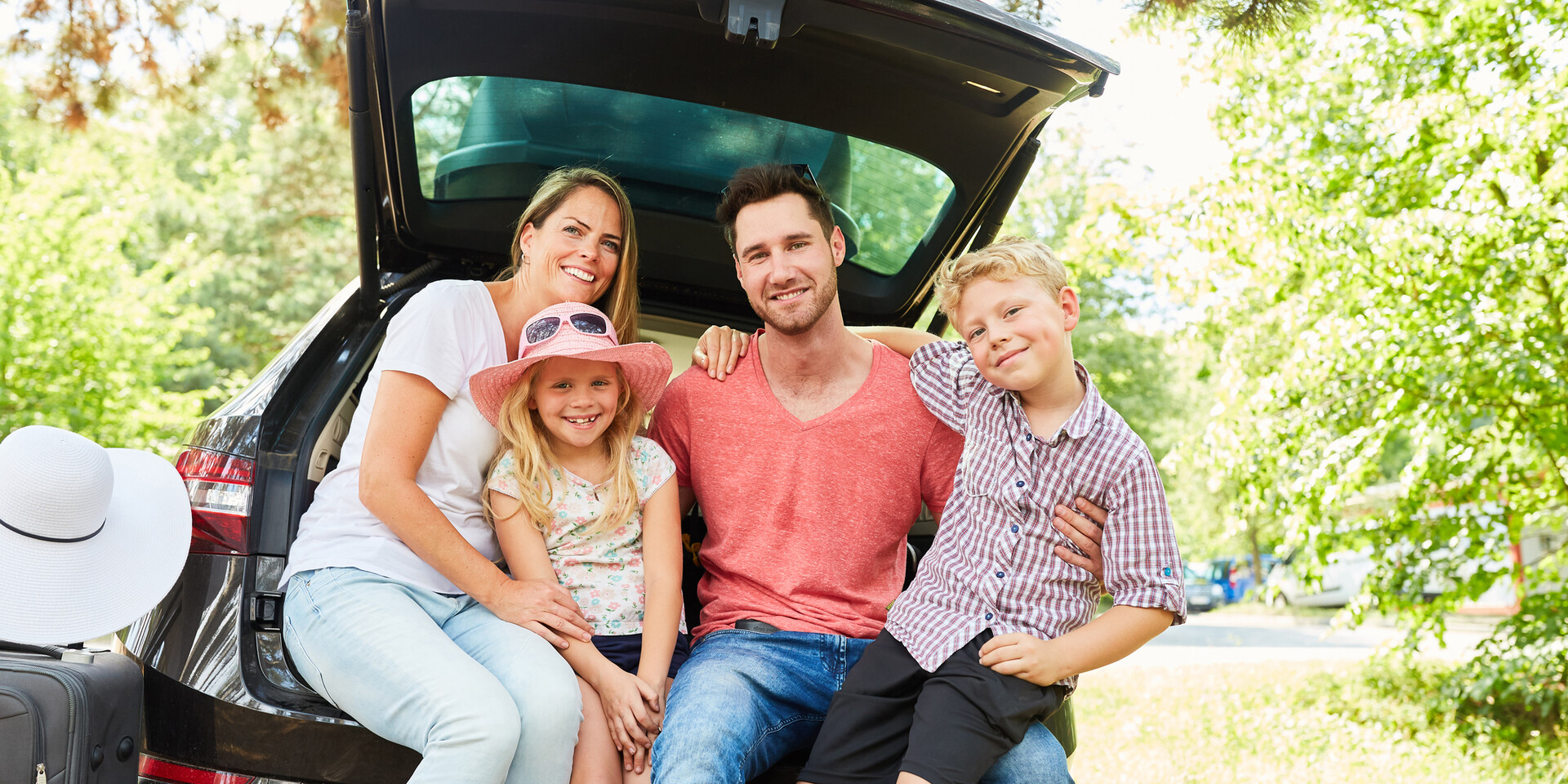 Lange Autofahrten mit Kindern – Tipps zu Planung, Sicherheit & Spaß