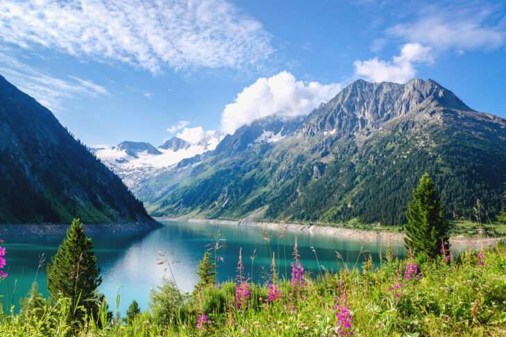Die wunderbare Beglandschaft im Zillertal ist auch für Familien beim Urlaub mit Baby immer ein Highlight.