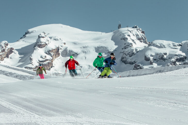 De for det meste stejle og krævende pister i skisportsområdet Engelberg-Titlis er især velegnede til øvede vintersportsudøvere.