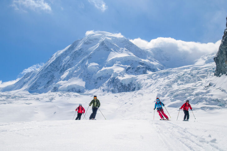 Rundt om Monterosa (4.634 m) byder skisportsområdet Monterosa Ski ikke kun på 205 km pister, men også på utallige ruter for freeridere.